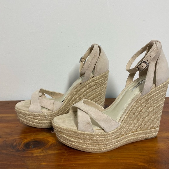 BCBGeneration Shoes Bcbgeneration Size 8 Light Pink Espadrille